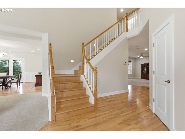 516 Se 200TH Pl, Camas, WA 98607