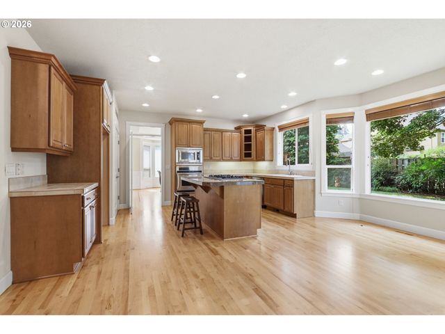 516 Se 200TH Pl, Camas, WA 98607