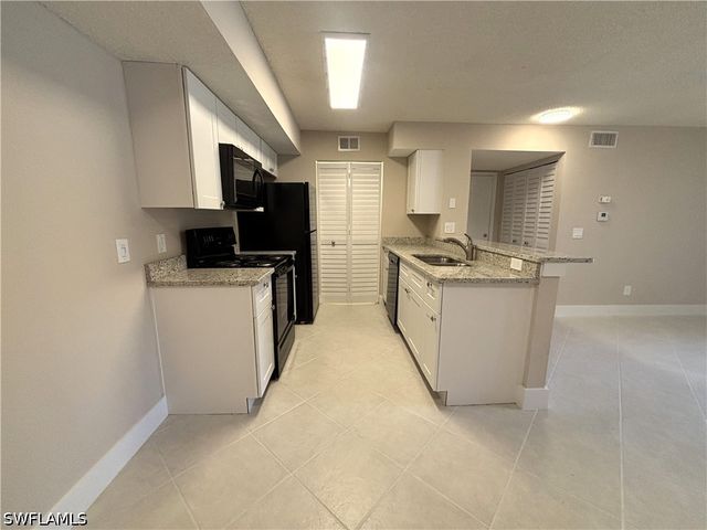 2094 Arbour Walk CIR 3015, Naples, FL 34109