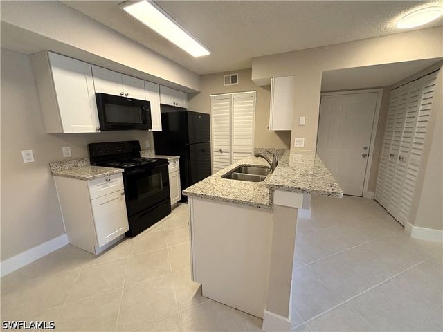 2094 Arbour Walk CIR 3015, Naples, FL 34109