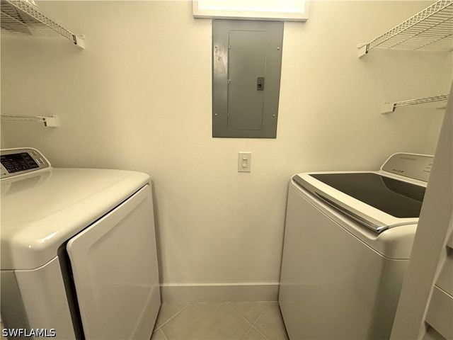 2094 Arbour Walk CIR 3015, Naples, FL 34109