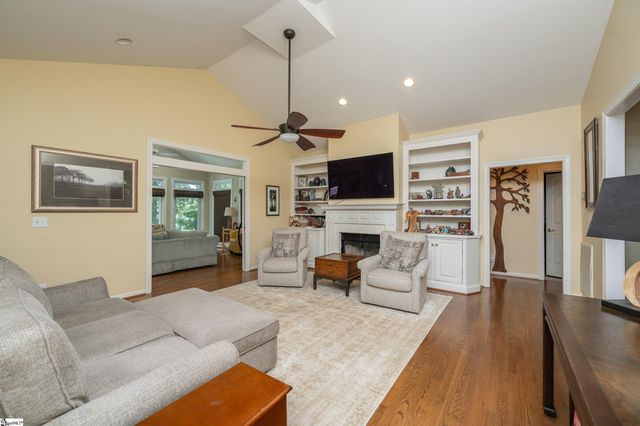 116 Blue Water Trail, Taylors, SC 29687