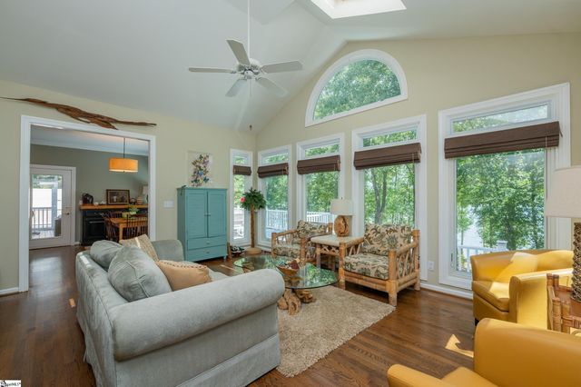 116 Blue Water Trail, Taylors, SC 29687