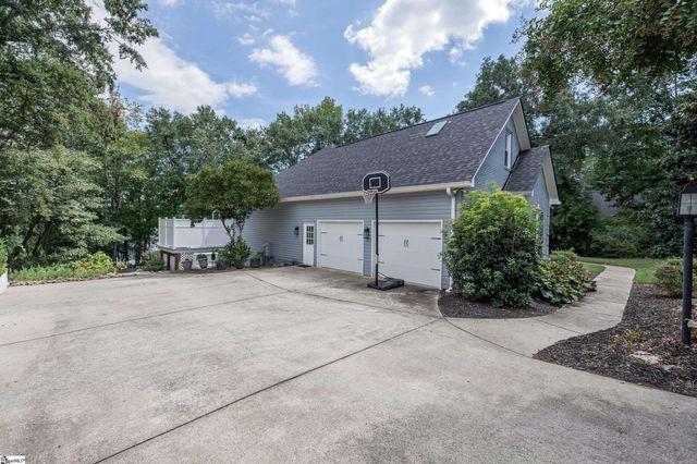 116 Blue Water Trail, Taylors, SC 29687