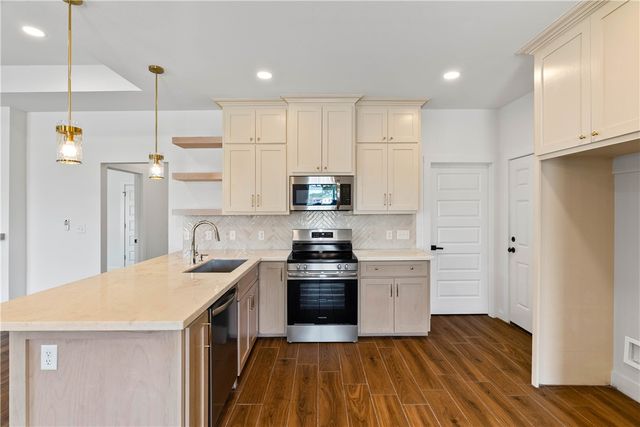 2937 Sonora St, Corpus Christi, TX 78405