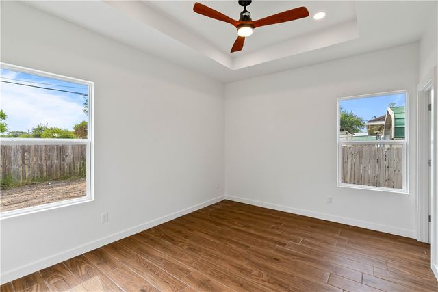 2937 Sonora St, Corpus Christi, TX 78405
