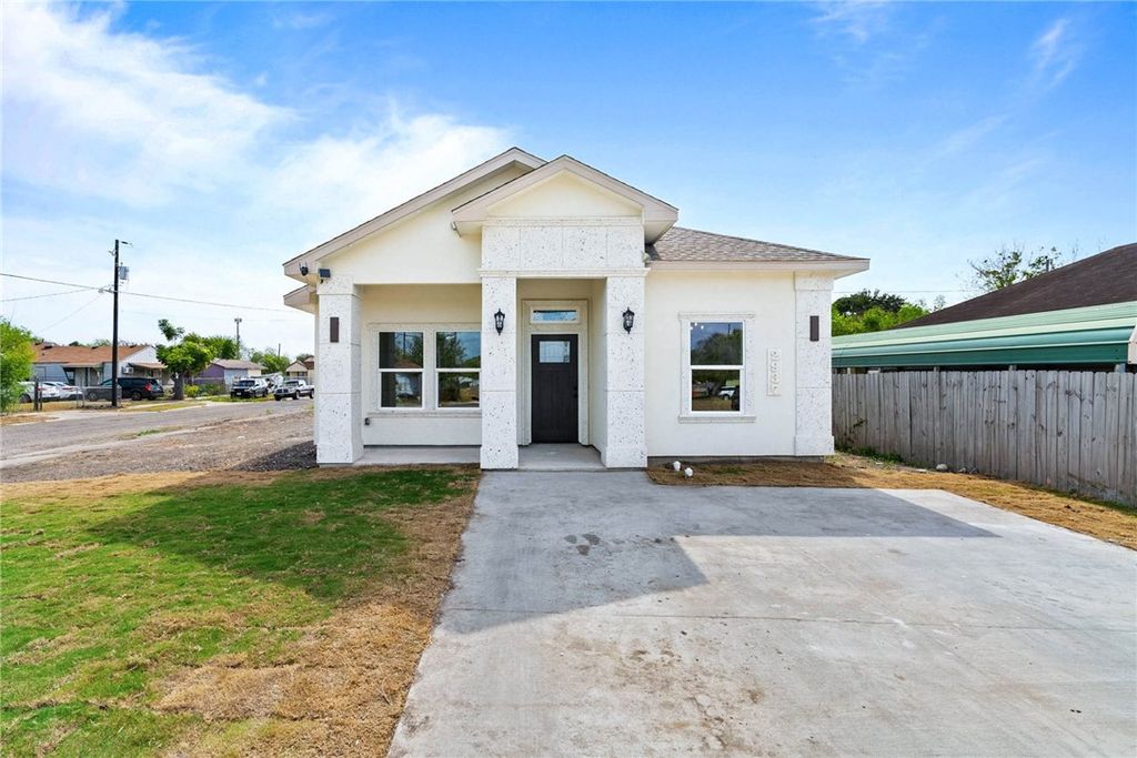 2937 Sonora St, Corpus Christi, TX 78405 — exterior