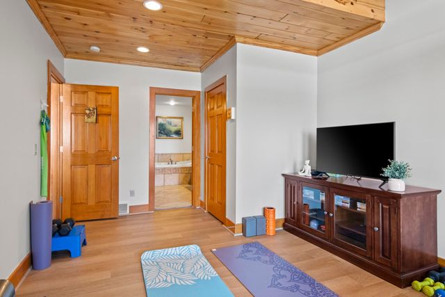 3901 Torch Lake Drive,NW, Milton Twp, MI 49648