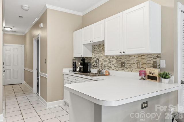 9054 Meadow Vista Road, Charlotte, NC 28213