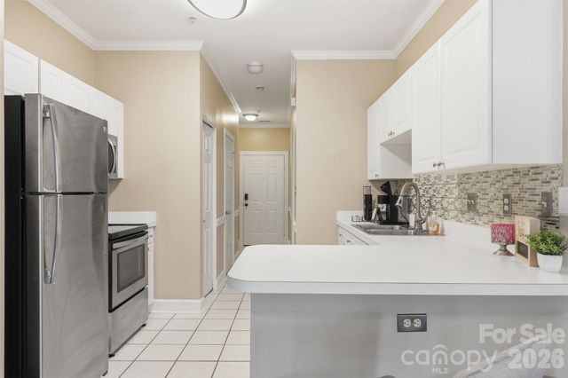 9054 Meadow Vista Road, Charlotte, NC 28213