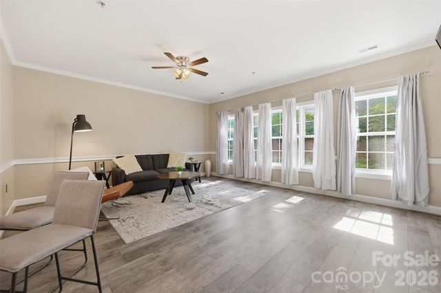 9054 Meadow Vista Road, Charlotte, NC 28213