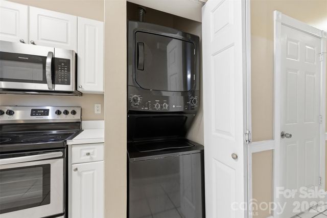 9054 Meadow Vista Road, Charlotte, NC 28213