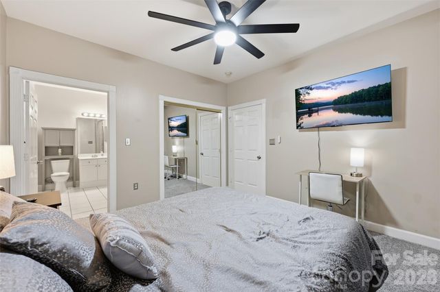 9054 Meadow Vista Road, Charlotte, NC 28213