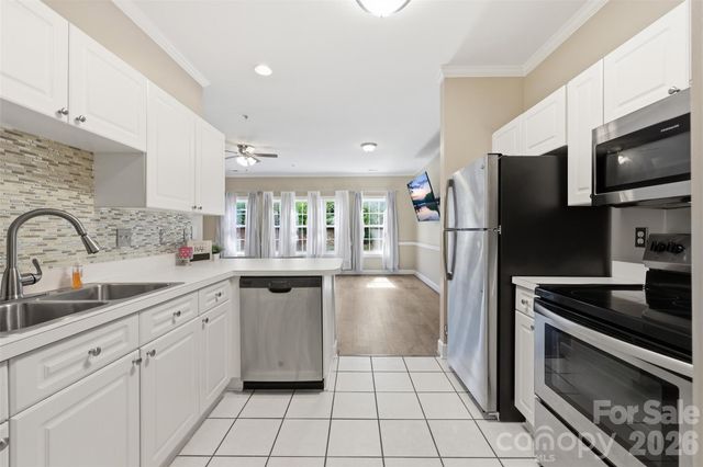 9054 Meadow Vista Road, Charlotte, NC 28213