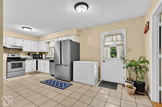 7153 N Orchard Drive, Indianapolis, IN 46236
