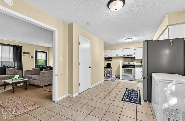 7153 N Orchard Drive, Indianapolis, IN 46236