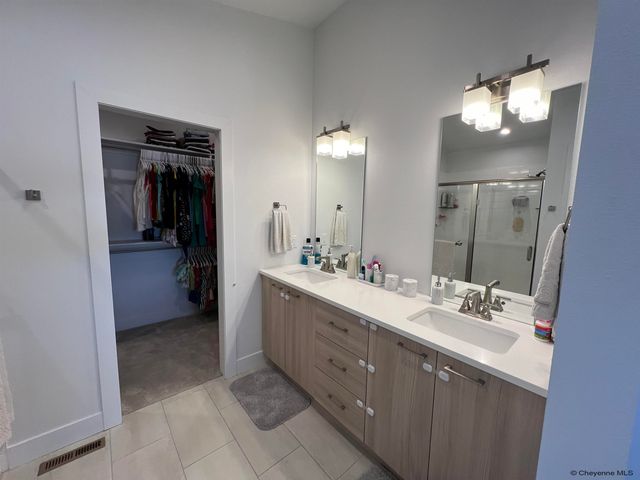 4100 RED FEATHER TR, Cheyenne, WY 82001