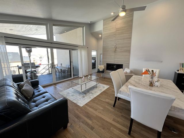 4100 RED FEATHER TR, Cheyenne, WY 82001