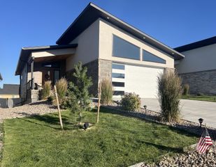 4100 RED FEATHER TR, Cheyenne, WY 82001