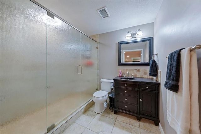 22726 W 44TH Street, Shawnee, KS 66226
