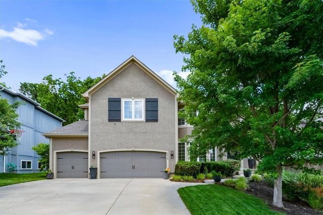 22726 W 44TH Street, Shawnee, KS 66226