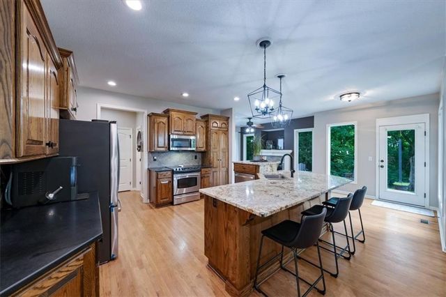 22726 W 44TH Street, Shawnee, KS 66226