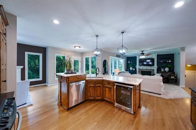 22726 W 44TH Street, Shawnee, KS 66226