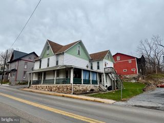 124 W MAIN ST, Millheim, PA 16854