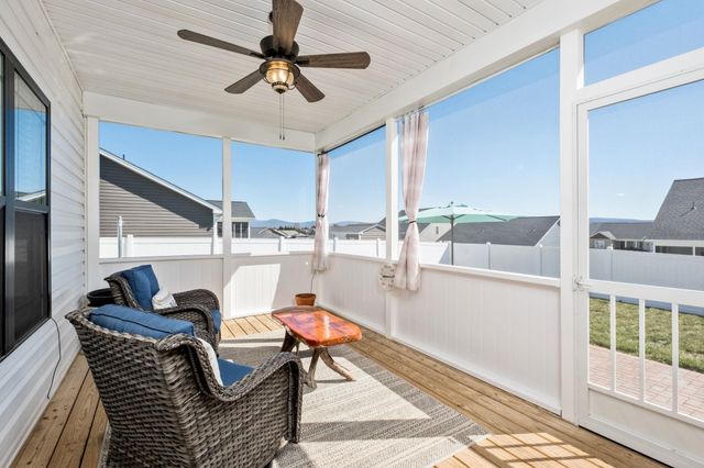 138 LINDBURGH DR, Waynesboro, VA 22980