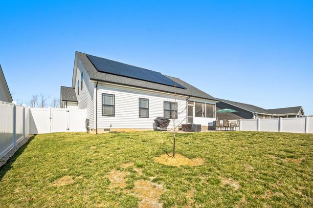 138 LINDBURGH DR, Waynesboro, VA 22980