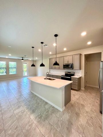 4845 Chantilly Road, Lake Worth, FL 33467