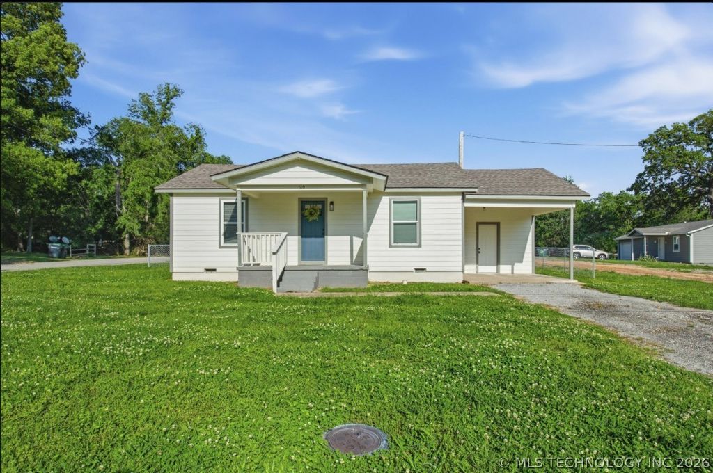 749 S Bluff Street, Tahlequah, OK 74464