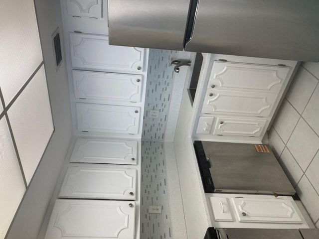 2936 Lake Shore Drive 409, Riviera Beach, FL 33404