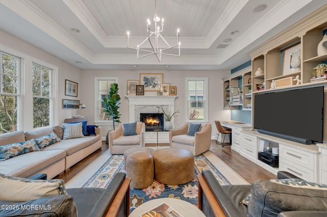 73 Northvale Avenue, Little Silver, NJ 07739