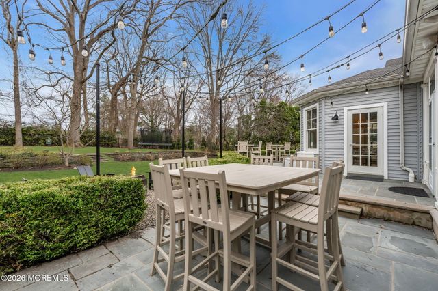 73 Northvale Avenue, Little Silver, NJ 07739