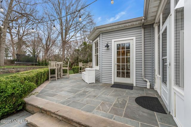 73 Northvale Avenue, Little Silver, NJ 07739