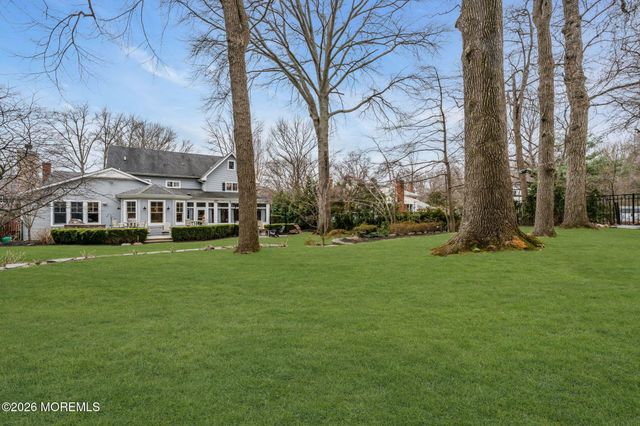 73 Northvale Avenue, Little Silver, NJ 07739