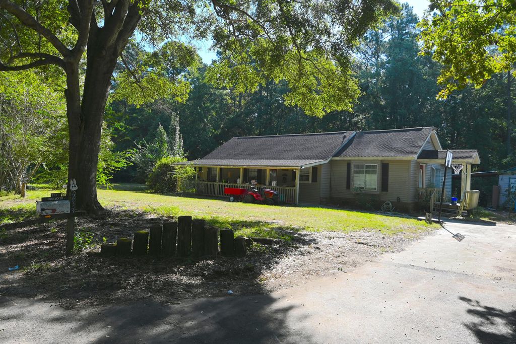 233 Harlock Drive, Moncks Corner, SC 29461