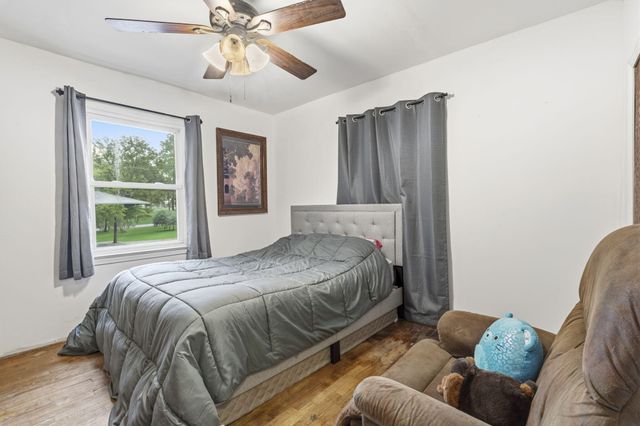 731 S Old Orchard Avenue, Springfield, MO 65802