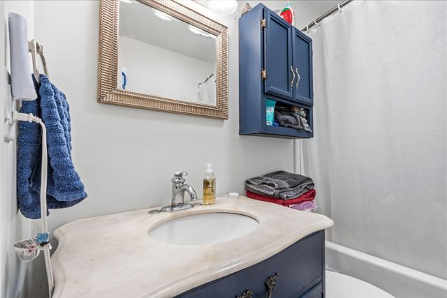 731 S Old Orchard Avenue, Springfield, MO 65802