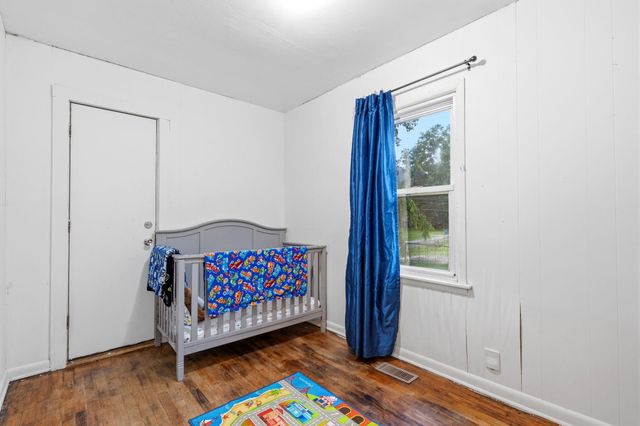 731 S Old Orchard Avenue, Springfield, MO 65802