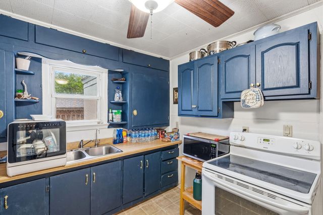 731 S Old Orchard Avenue, Springfield, MO 65802