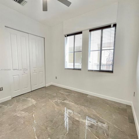 3020 NW 125th Ave 304, Sunrise, FL 33323