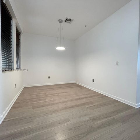 3020 NW 125th Ave 304, Sunrise, FL 33323