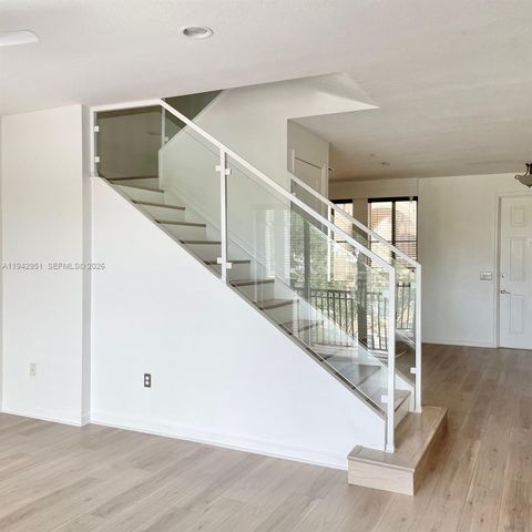 3020 NW 125th Ave 304, Sunrise, FL 33323