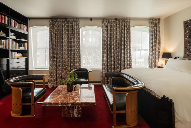 462 W 23RD Street, New York City, NY 10011