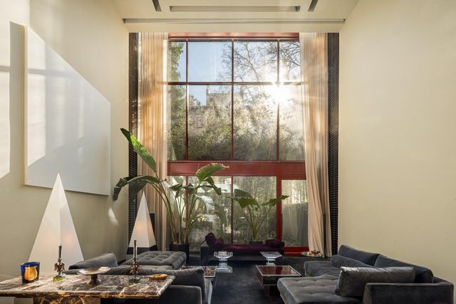 462 W 23RD Street, New York City, NY 10011