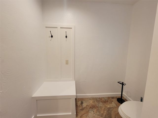 3902 E Bankhead Highway, Weatherford, TX 76087