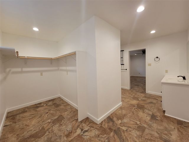 3902 E Bankhead Highway, Weatherford, TX 76087