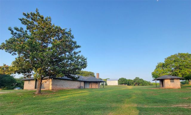 3902 E Bankhead Highway, Weatherford, TX 76087